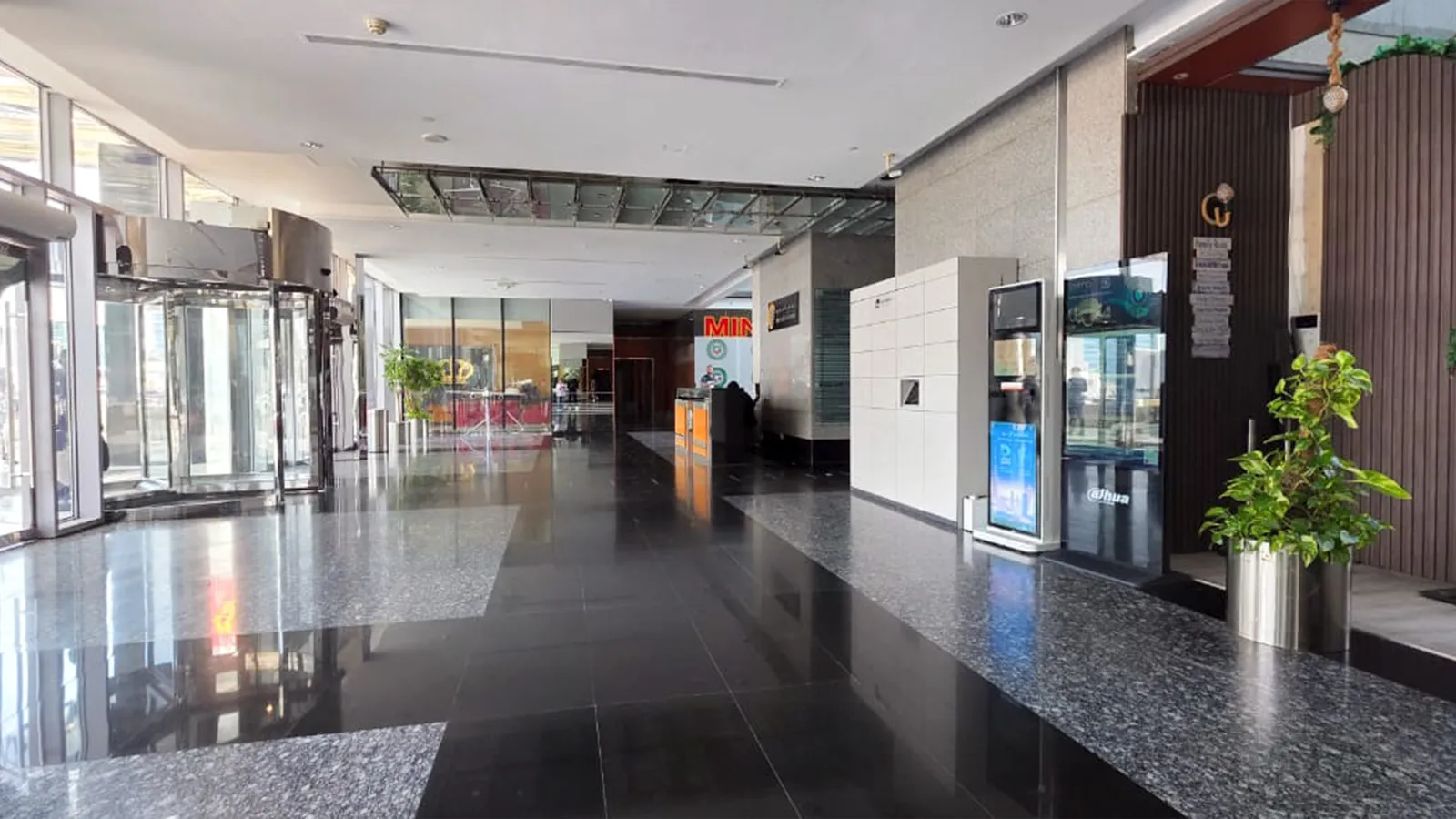 Business Avenue locker wall